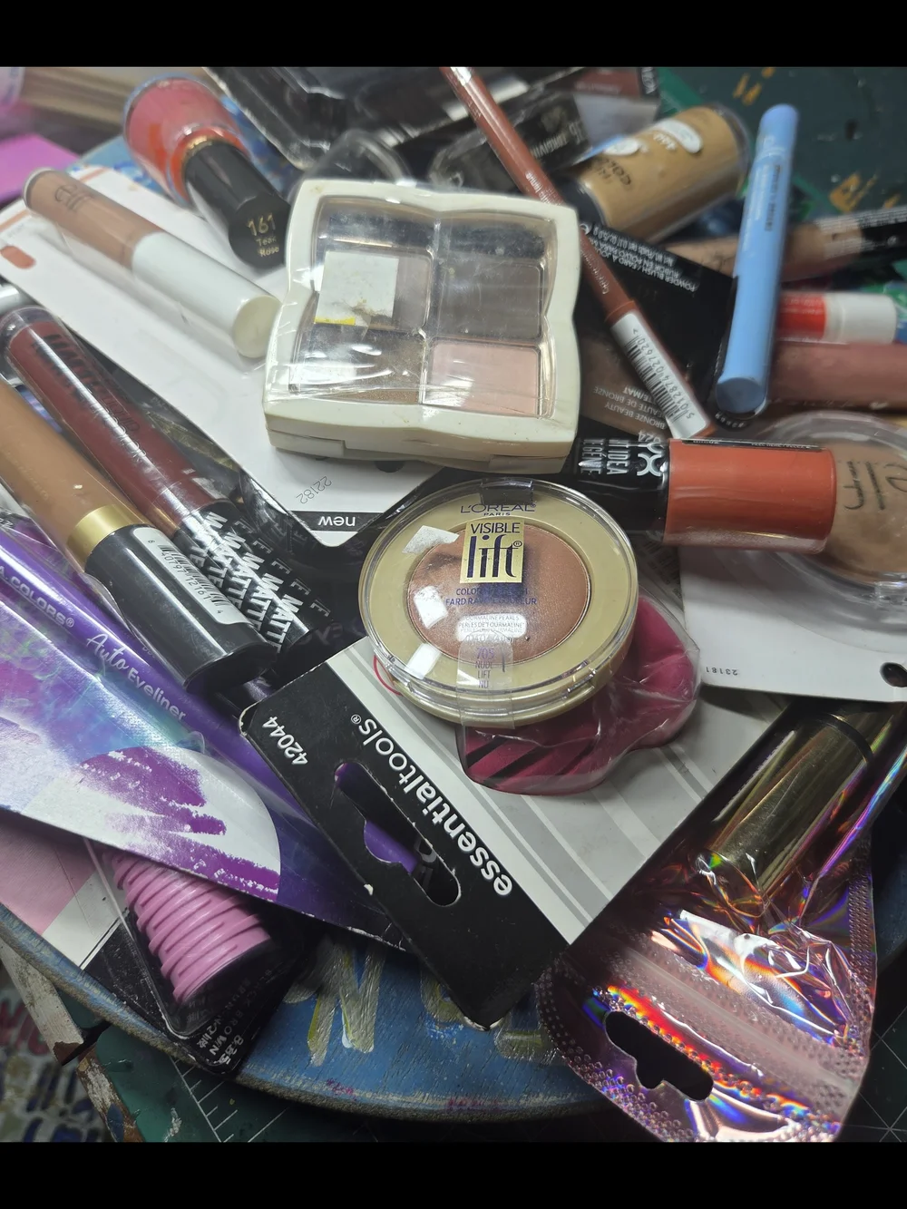 assorted lot 25+